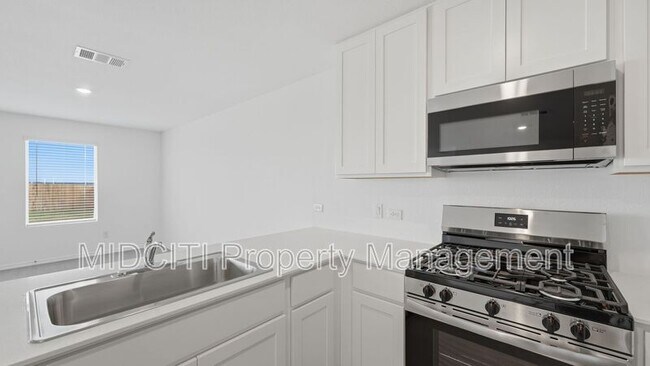 Photo - 221 Stumpy St