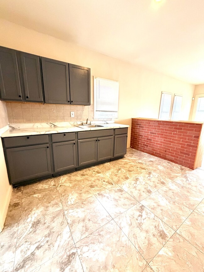 Photo - 19457 Evergreen Rd