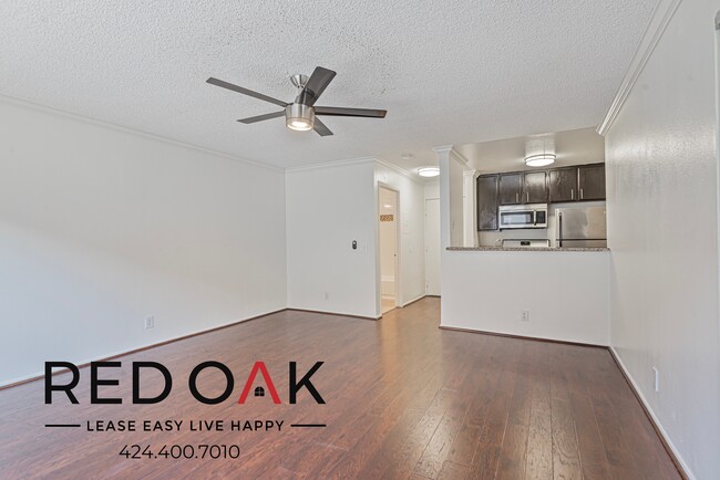 Photo - 1522 N Formosa Ave Unit 103