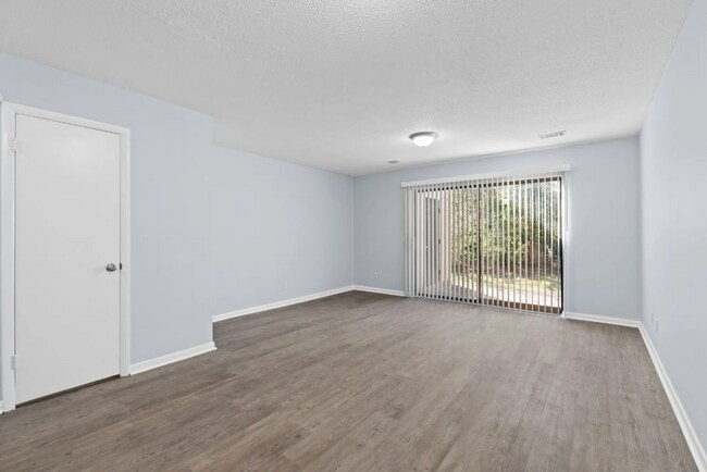Dogwood Apartments
