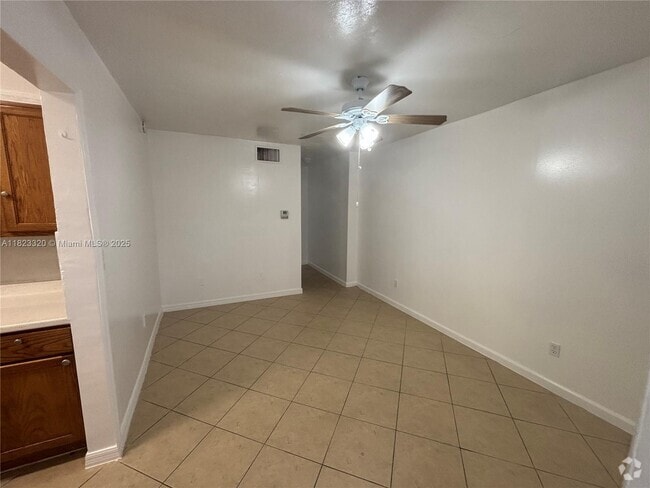 Building Photo - 7841 Johnson St Unit 104 Rental