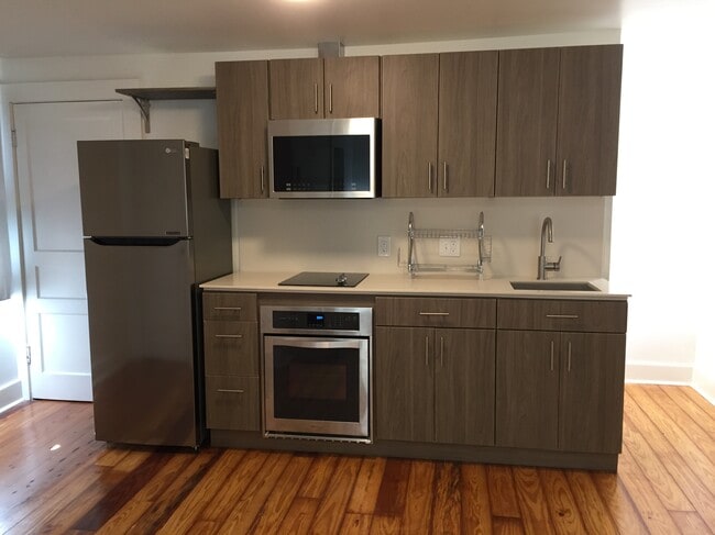 Photo - 800 Roosevelt Pl Unit Efficiency Apartment