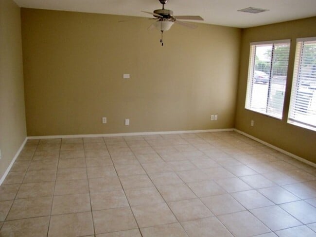Photo - 4BR/2BA/1CG, 1374 sq.ft., w/central A/C in Sierra Vista, AZ