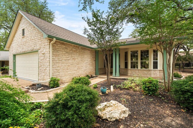 104 Bronco Cir