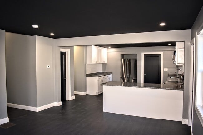 Photo - 2 Sunnyside St Unit 1
