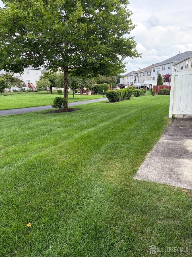 Photo - 193 Fountayne Ln