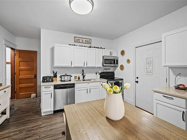 Photo - 1725 Army Post Rd Unit A