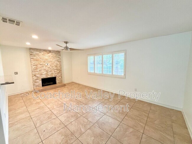 Photo - 37548 Bankside Dr