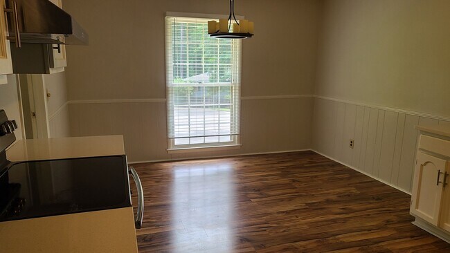 Photo - 308 Lancaster Ave