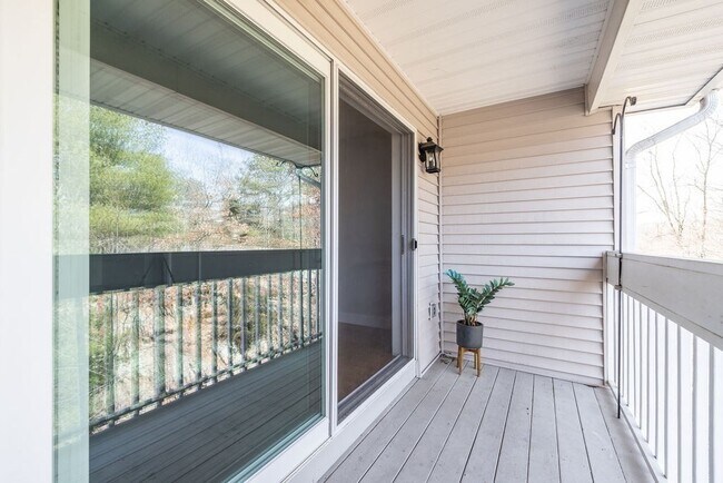 Photo - 15 Bower Rd Unit F11