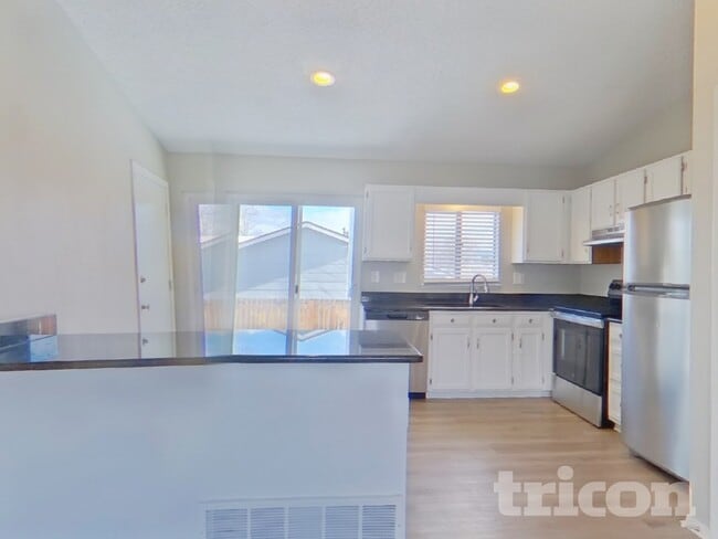 Photo - 3710 Brisbane Dr