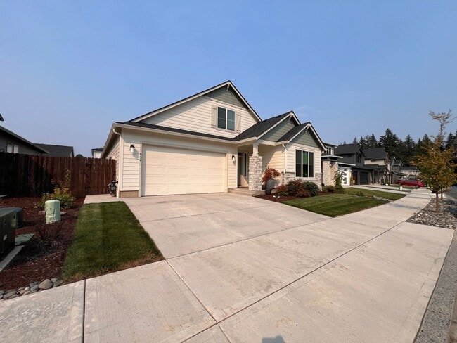 842 SE 37th St