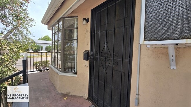 Photo - 303 Palm Ave