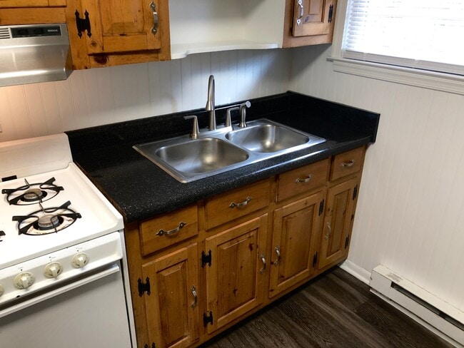 Photo - Can't beat this price- walk to the Fan and... Unit 1903-A