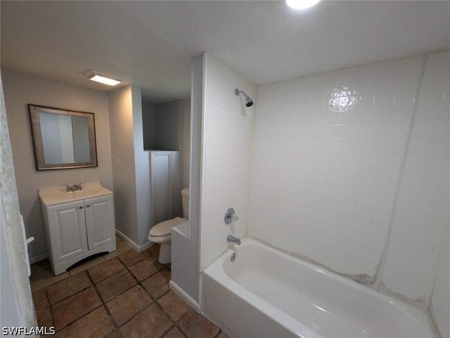 Photo - 111 E Palmetto Ln