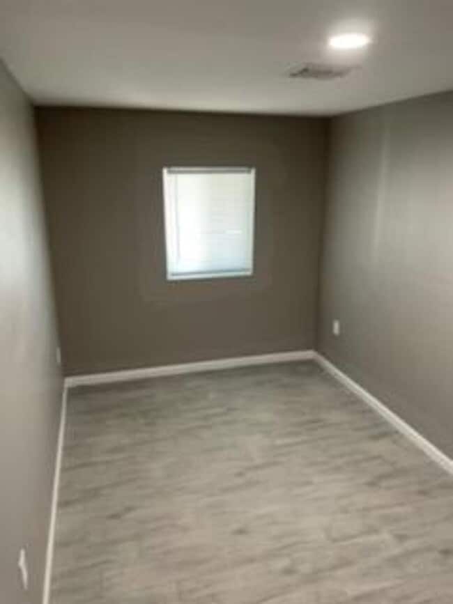 Photo - newly renovated 1bd 1 bth unit in phx