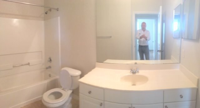 Photo - Two Bedroom Two Bathroom Unit in Southern ...