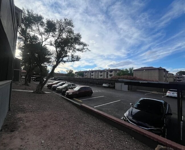 Photo - 1750 Karen Ave Unit 3