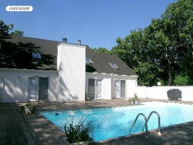 Photo - 51 Montauk Ave