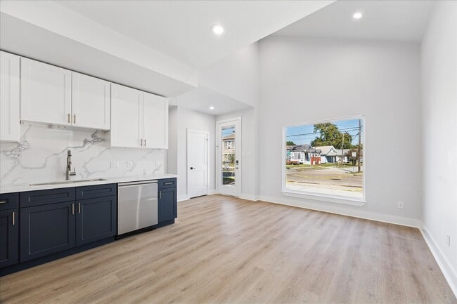 Photo - 4310 Canal St