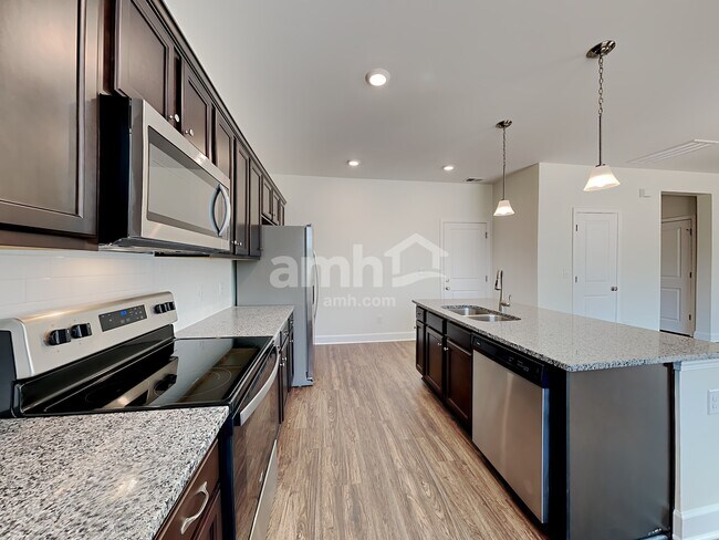 Photo - 5827 Zurich Rd