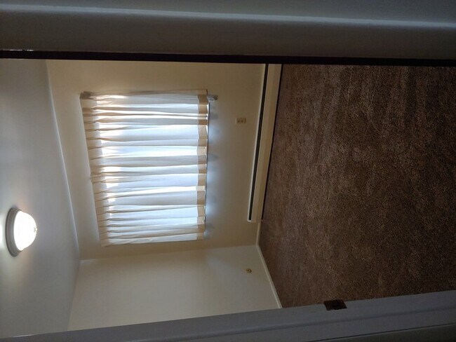 Photo - 422 S 1200 E Unit #1