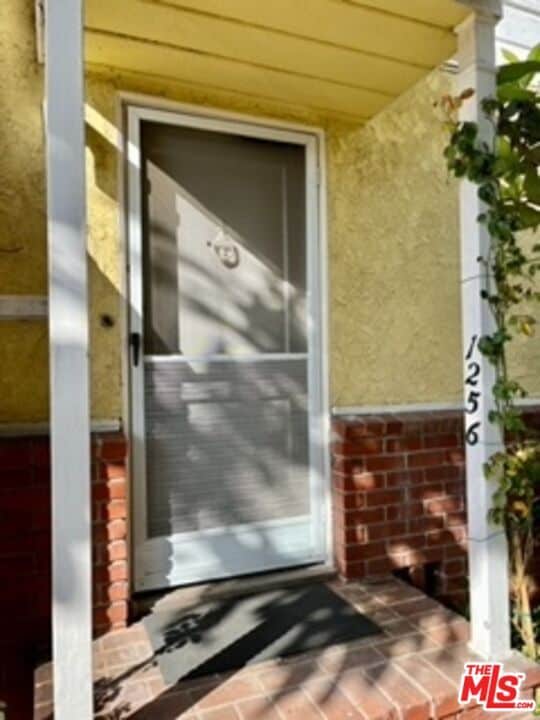 Photo - 1256 Devon Ave