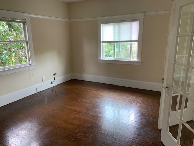 Photo - 2717 Derby St Unit 3