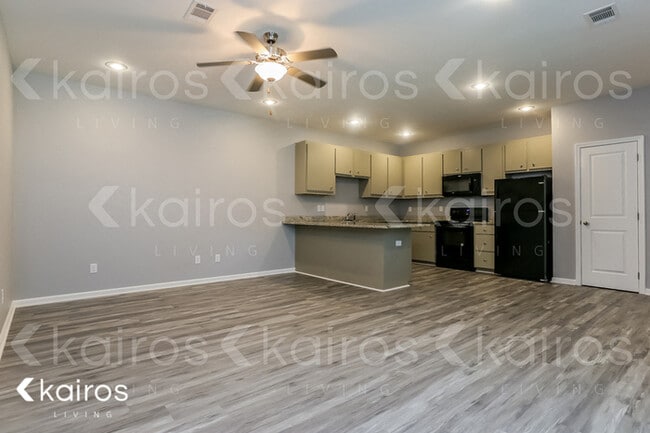 Photo - 1914 Perry St