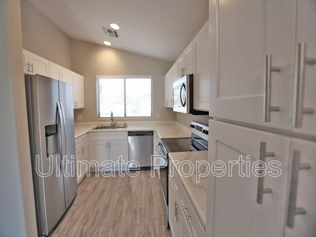 Photo - 631 E Arizona Ave