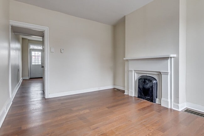 Building Photo - Beautiful 1 Bed - 2 Bathroom Home in Lawrenceville