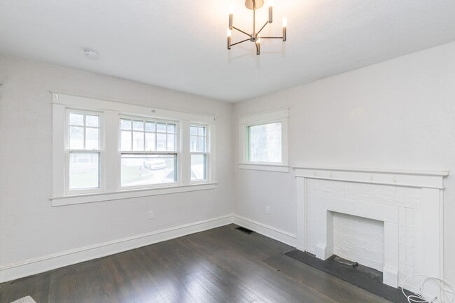 Photo - 2024 E 48th Terrace