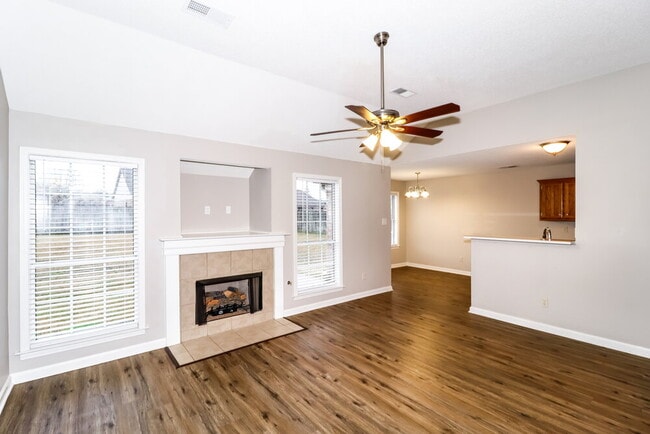 Photo - 205 Mack Edwards Dr