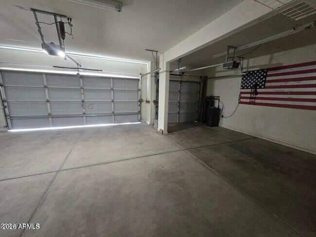 Photo - 4048 E Kroll Dr