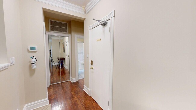 Photo - RENOVATED TWO BEDROOM APARTMENT IN WOODFIE... Unit 2