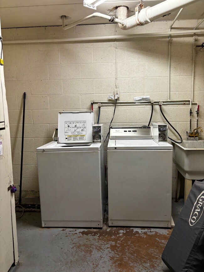 Photo - 56 S Morton Ave Unidad 10