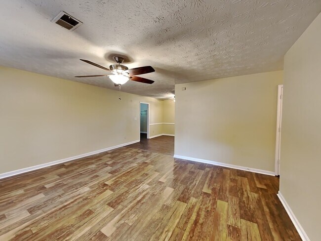 Photo - 3599 Mansfield Ln