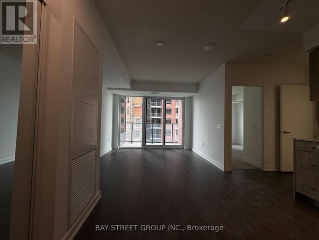 Photo - 4010 Eglinton Ave W Unit 1122