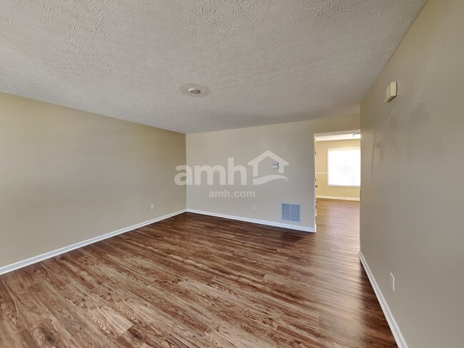 Photo - 45 Fieldcrest Dr