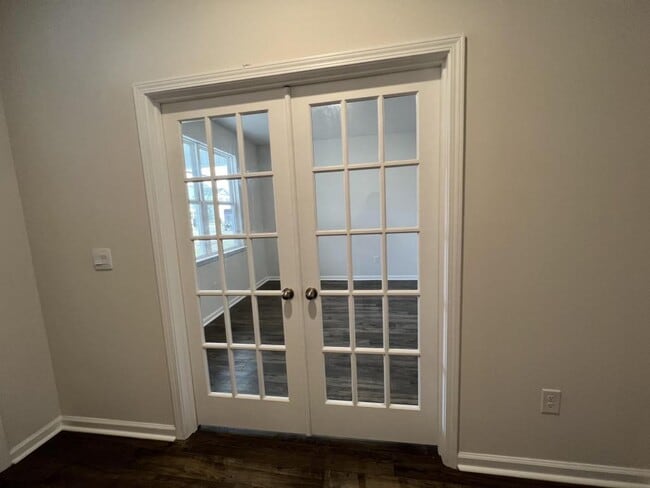 Photo - 181 Kelsey Ct