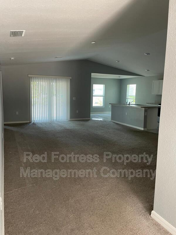 Photo - 3012 51st St W