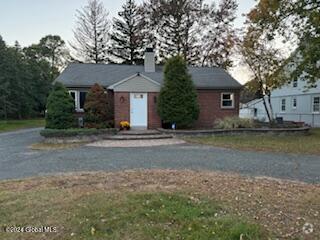 Building Photo - 594 Albany Shaker Rd Rental