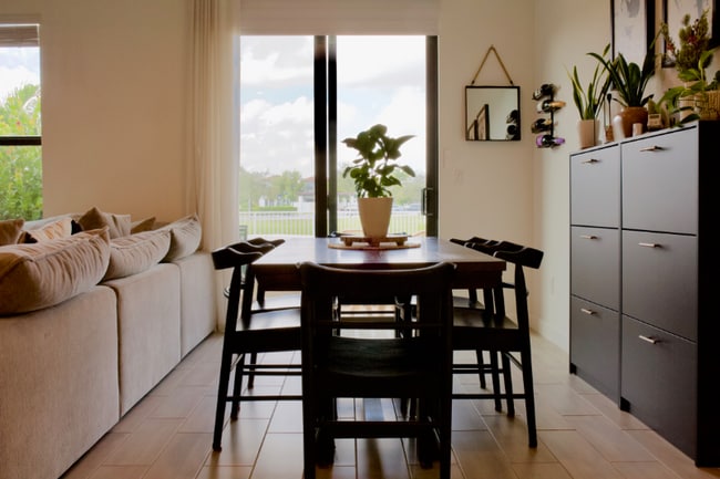 Photo - 1011 White Oak Ter