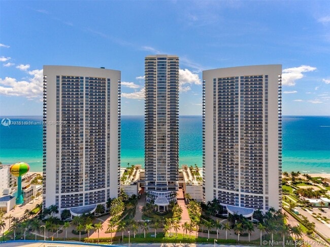 Building Photo - 1830 S Ocean Dr Unit 3910 Rental