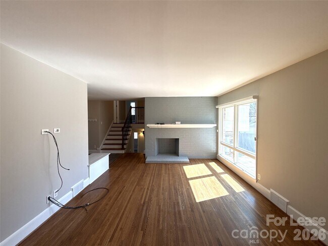 Photo - 2821 Sunset Dr