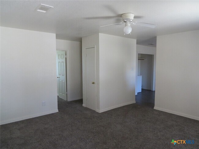1602 Benttree Dr Unit D