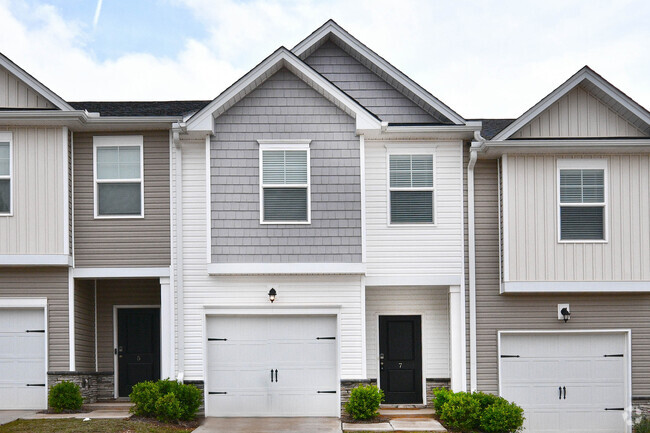 Building Photo - 7 Crestwind Dr Rental