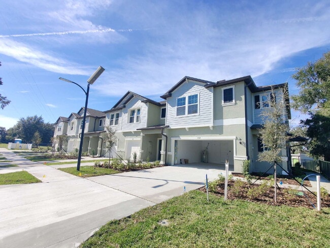 Photo - Spacious End-Unit Townhouse in FishHawk Ranch | Top-Rated Schools