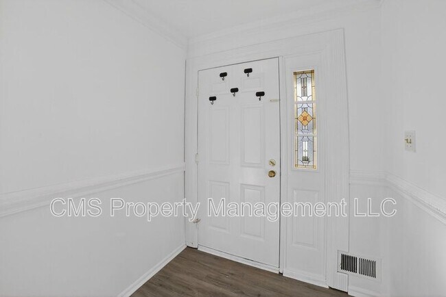 Photo - 1803 Poplar Ct