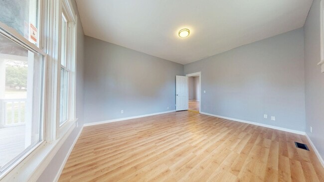 Photo - 131 Sturges Ave Unit 131